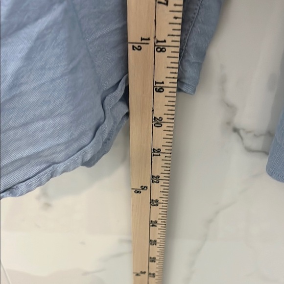 H&M blue chambray youth button down shirt - Picture 4 of 7